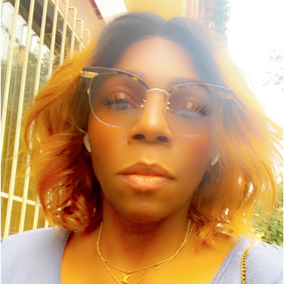 FYI: . In my apartment. Discount items. - Picture 9 of 15